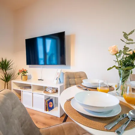 New Modern In Brno-free Parking-ac-projector-nespresso-view-balcony